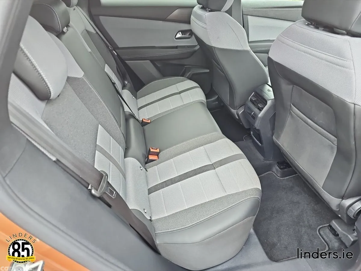 Opel Grandland SUV, Petrol Hybrid, 2026, Brown