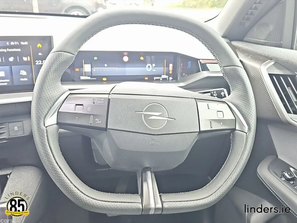 Opel Grandland SUV, Petrol Hybrid, 2026, Brown