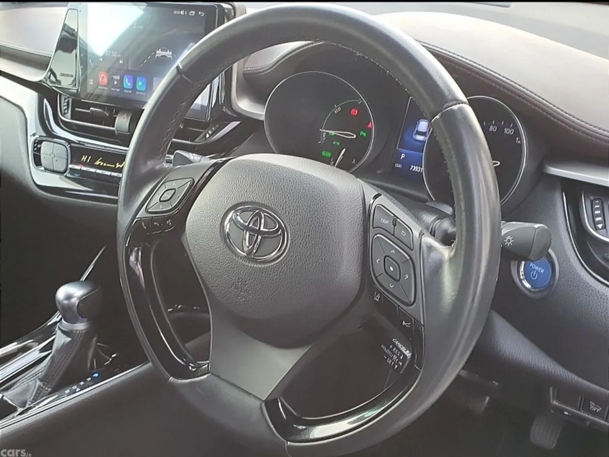 Toyota C-HR Saloon, Petrol Hybrid, 2019, White