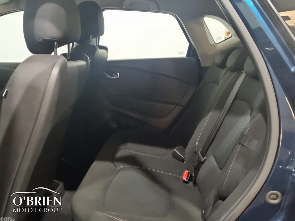 Renault Captur Hatchback, Petrol, 2020, Blue