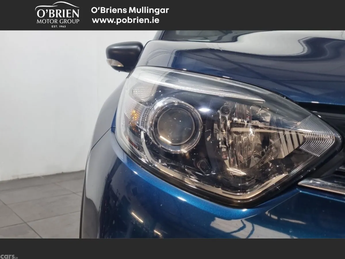 Renault Captur Hatchback, Petrol, 2020, Blue