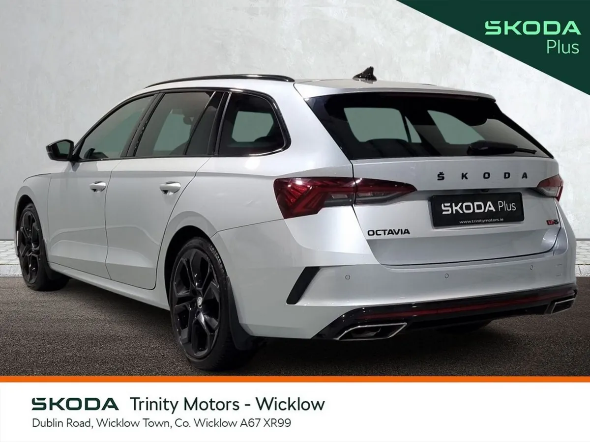 Skoda Octavia Estate, Diesel, 2024, Silver