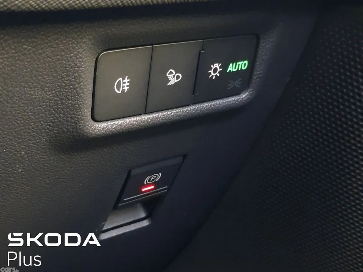 Skoda Kodiaq MPV, Diesel, 2026, White