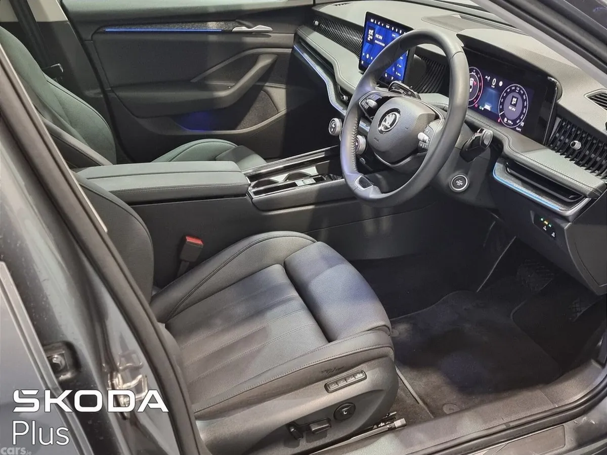 Skoda Superb Saloon, Diesel, 2025, Grey