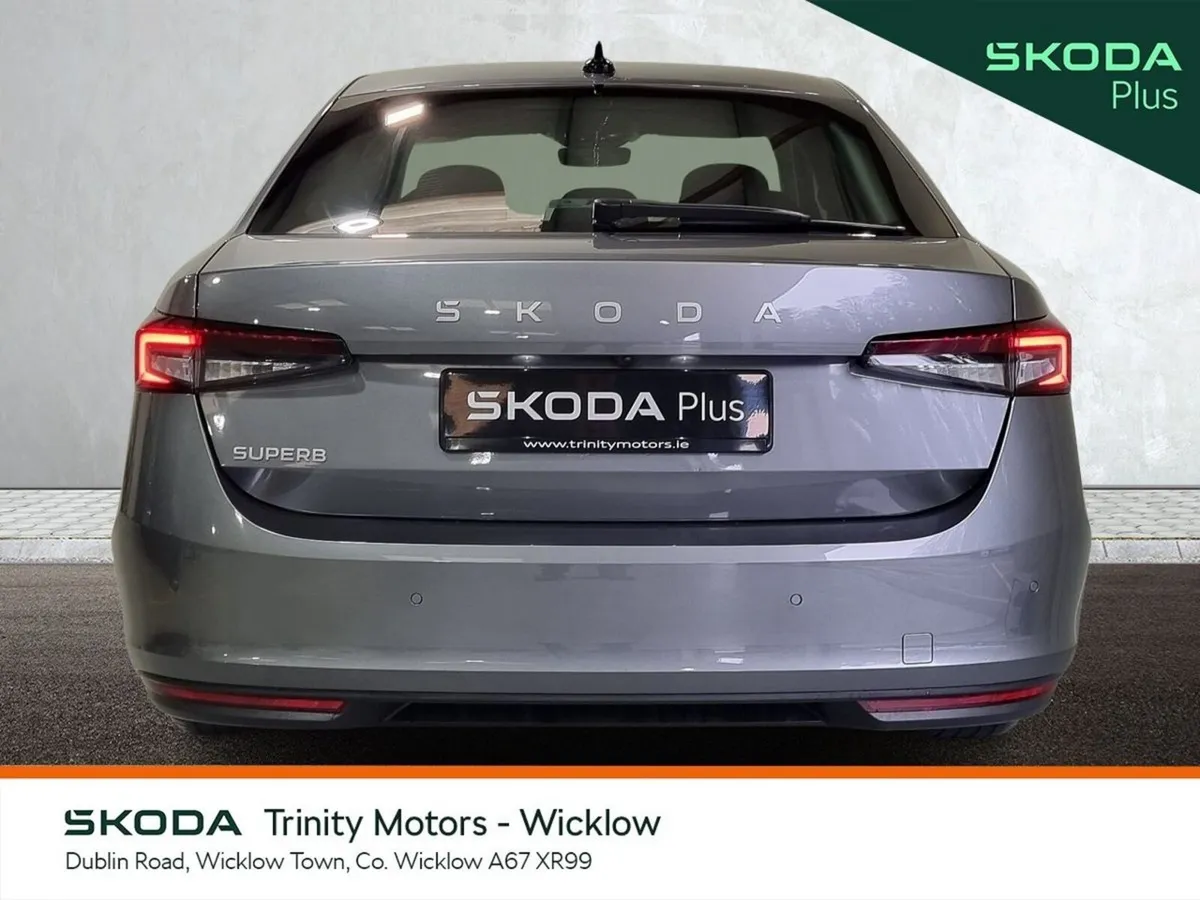Skoda Superb Saloon, Diesel, 2025, Grey