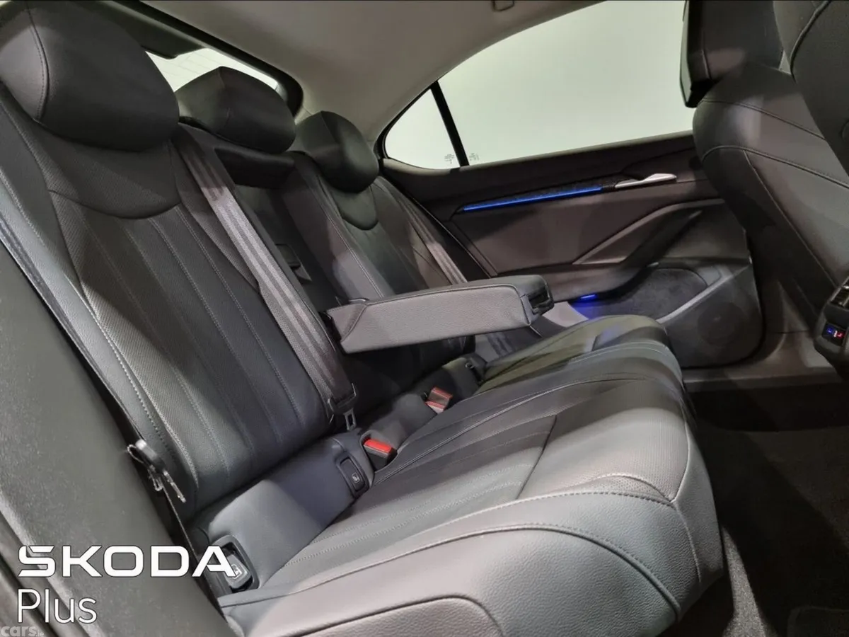 Skoda Superb Saloon, Diesel, 2025, Grey