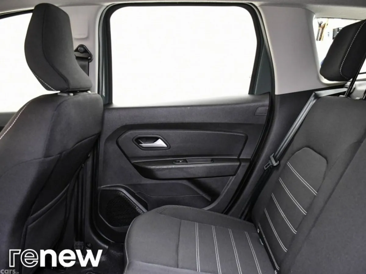 Dacia Duster SUV, Petrol, 2024, Black
