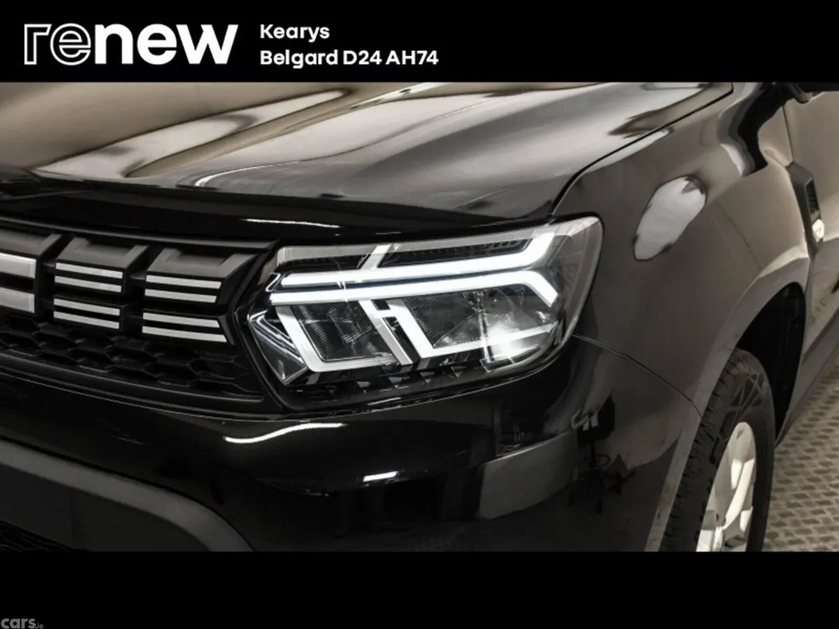 Dacia Duster SUV, Petrol, 2024, Black