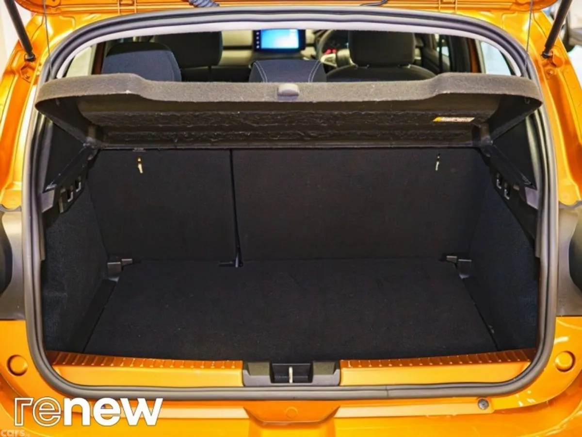 Dacia Sandero Stepway Hatchback, Petrol, 2023, Orange