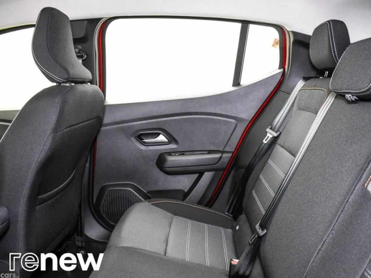 Dacia Sandero Stepway Hatchback, Petrol, 2022, Red