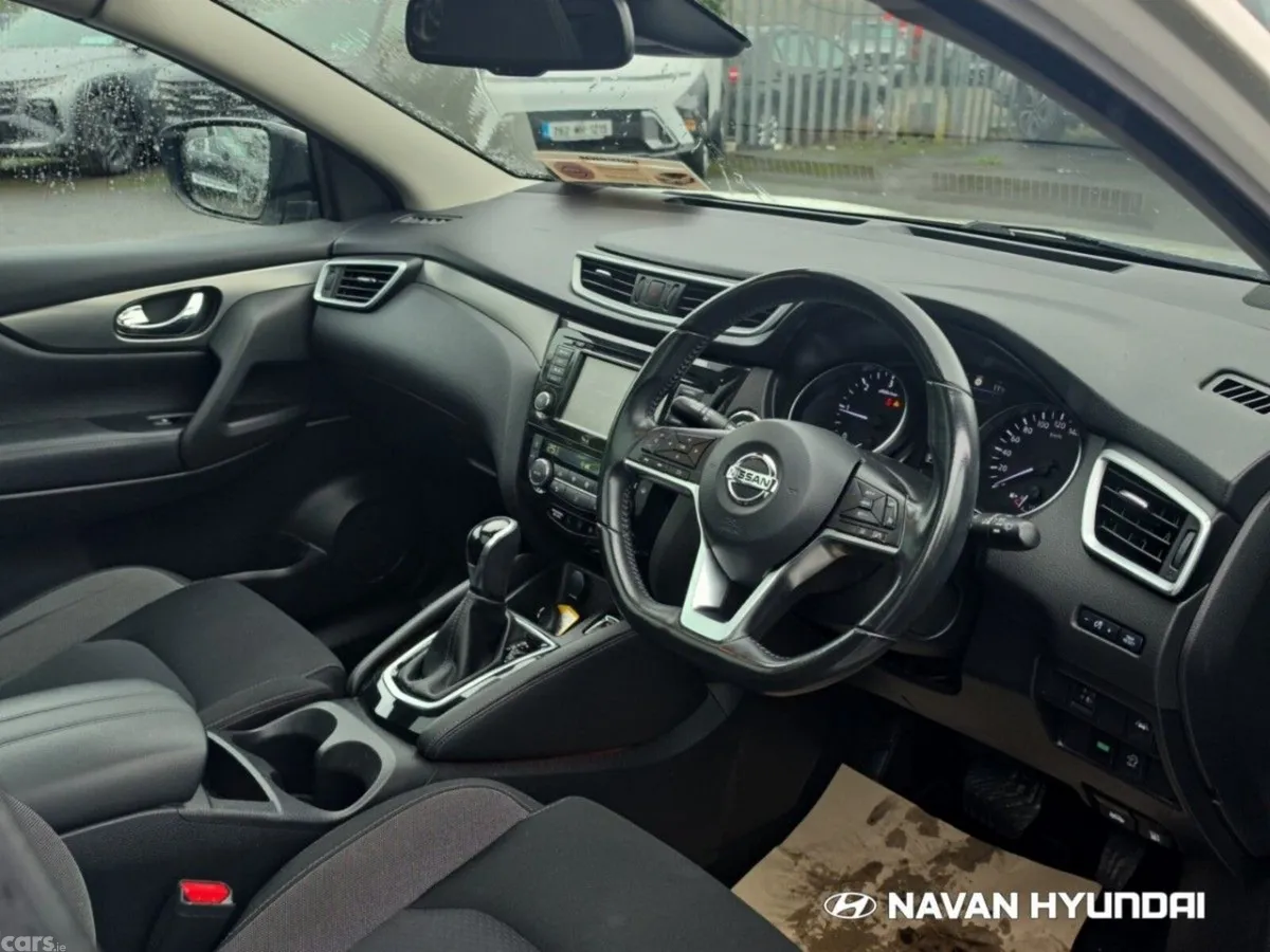 Nissan Qashqai MPV, Diesel, 2019, White