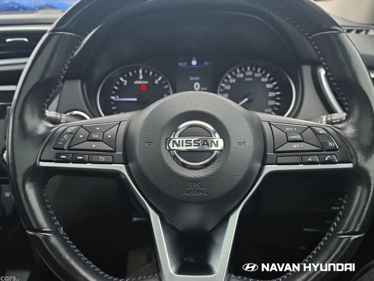 Nissan Qashqai MPV, Diesel, 2019, White