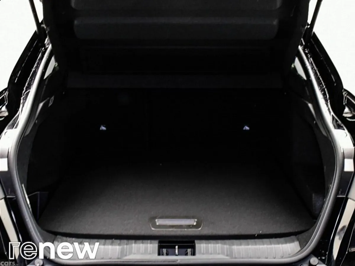 Renault Arkana Hatchback, Petrol, 2023, Black