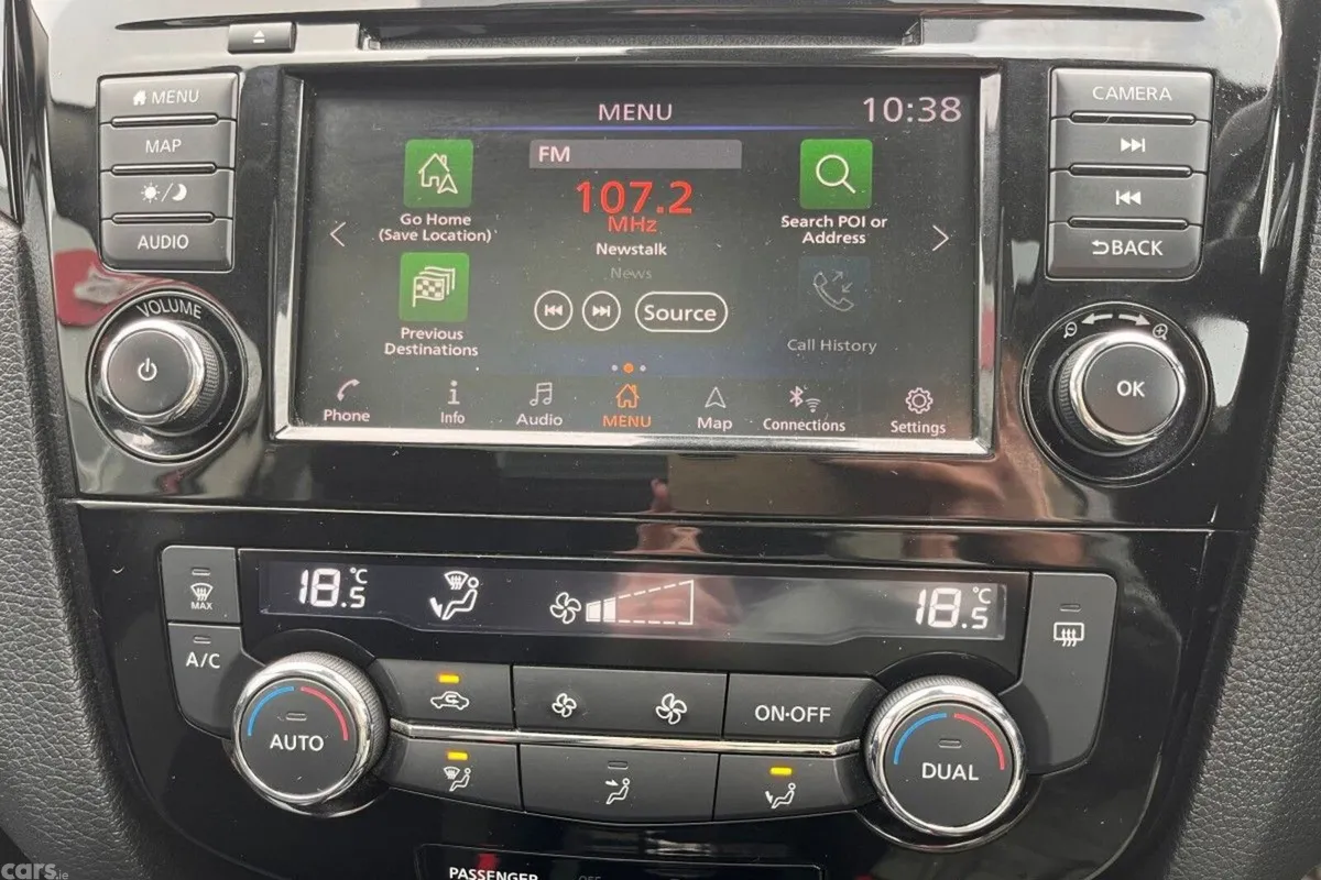 Nissan Qashqai SUV, Petrol, 2019, Red