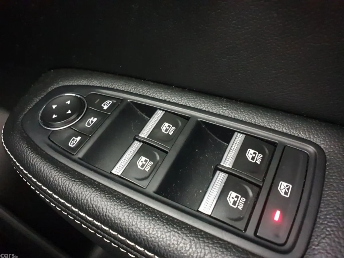 Renault Arkana Hatchback, Petrol, 2023, Black