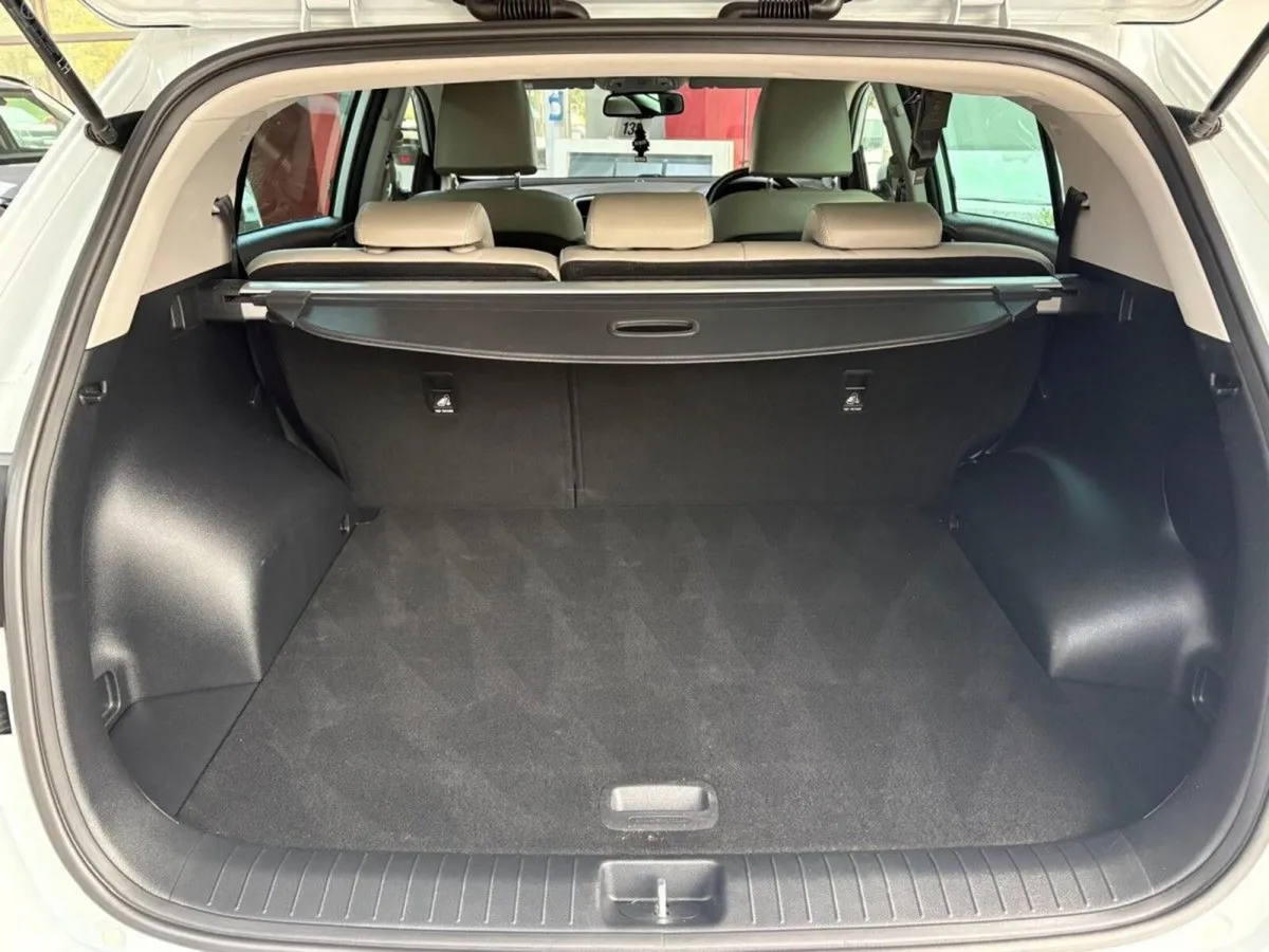 Kia Sportage MPV, Diesel, 2019, White