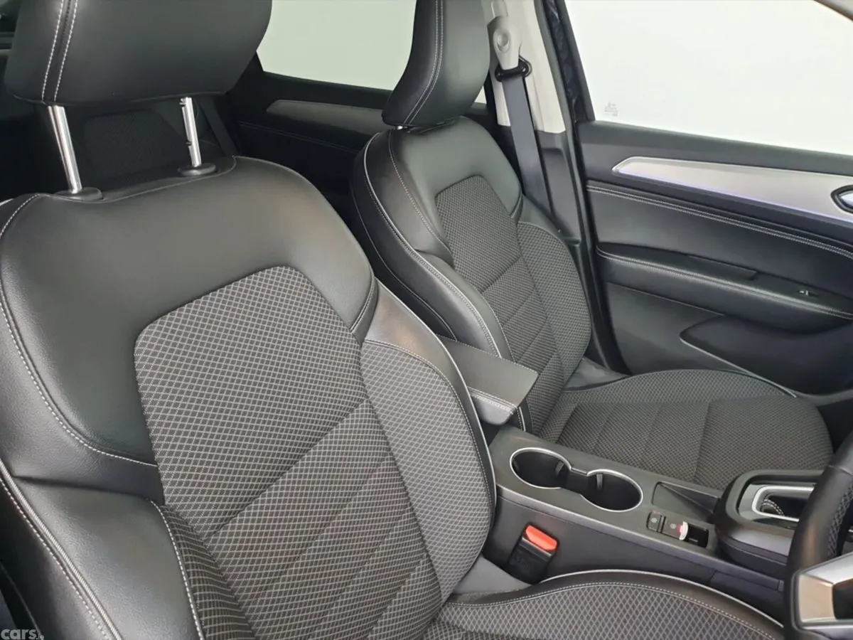 Renault Arkana Hatchback, Petrol, 2023, Black