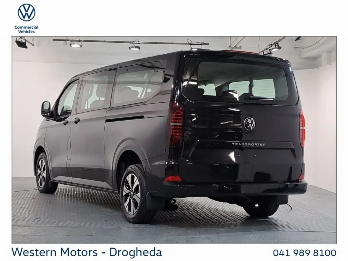 Volkswagen Caravelle MPV, Diesel, 2026, Black