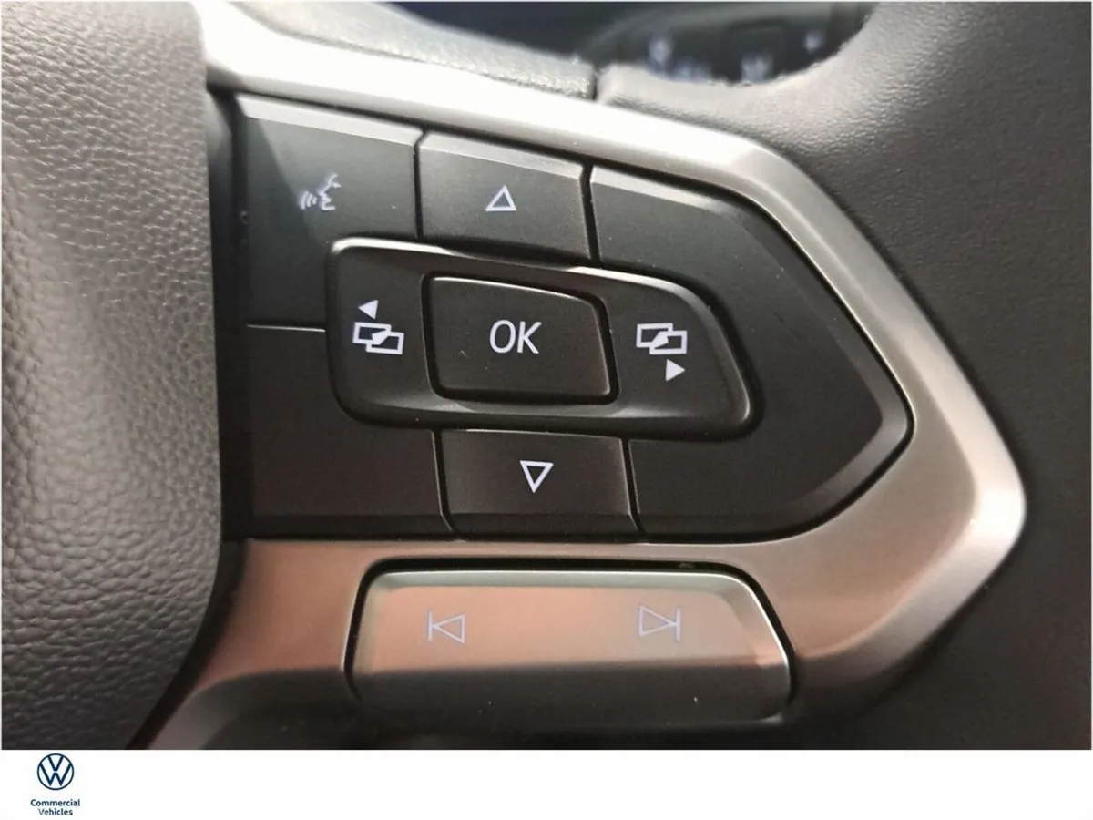 Volkswagen Caravelle MPV, Diesel, 2026, Black