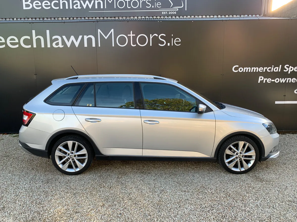 Skoda Fabia Estate, Petrol, 2017, Grey