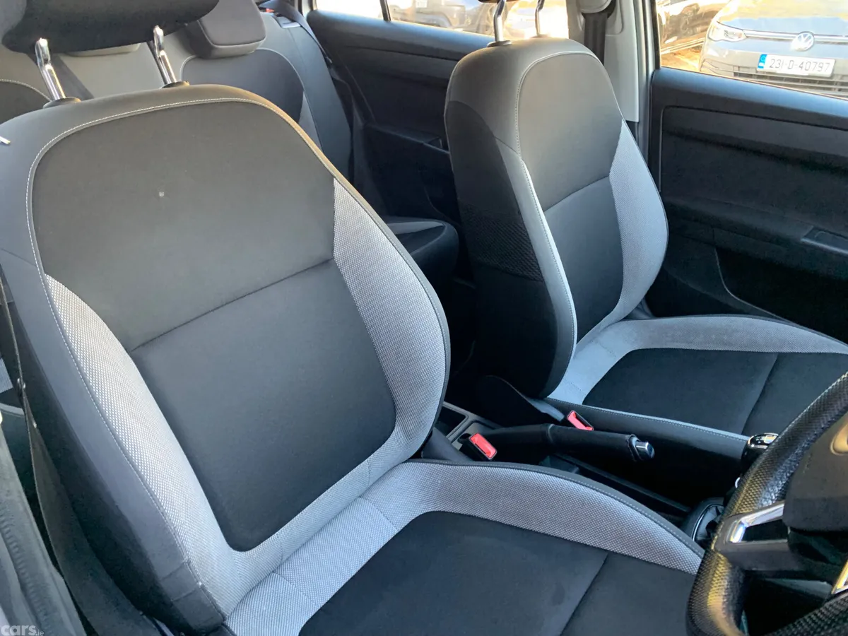 Skoda Fabia Estate, Petrol, 2017, Grey