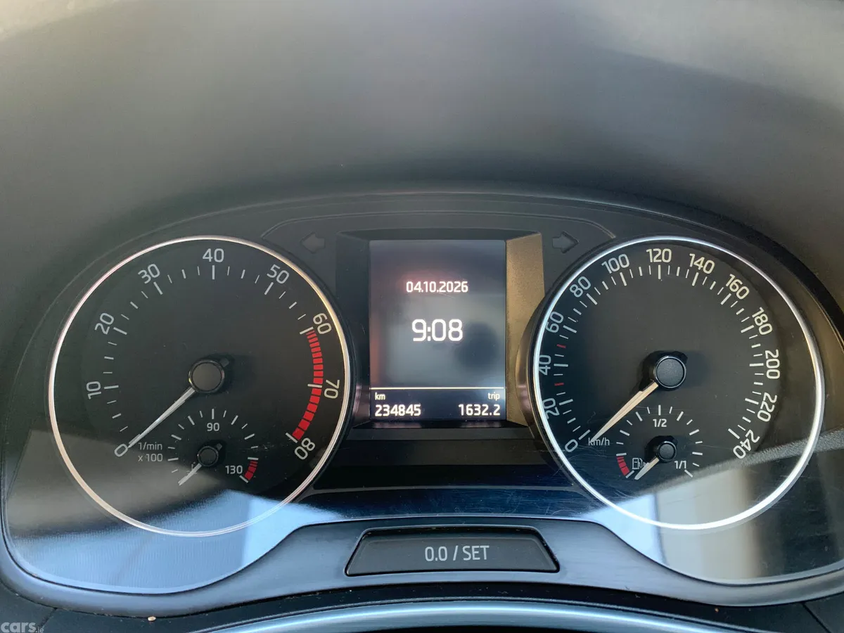 Skoda Fabia Estate, Petrol, 2017, Grey