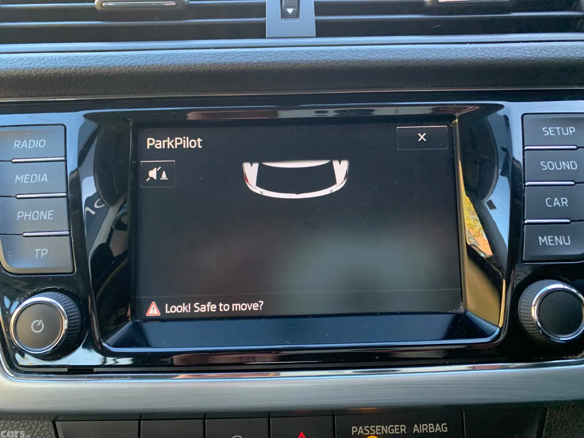 Skoda Fabia Estate, Petrol, 2017, Grey