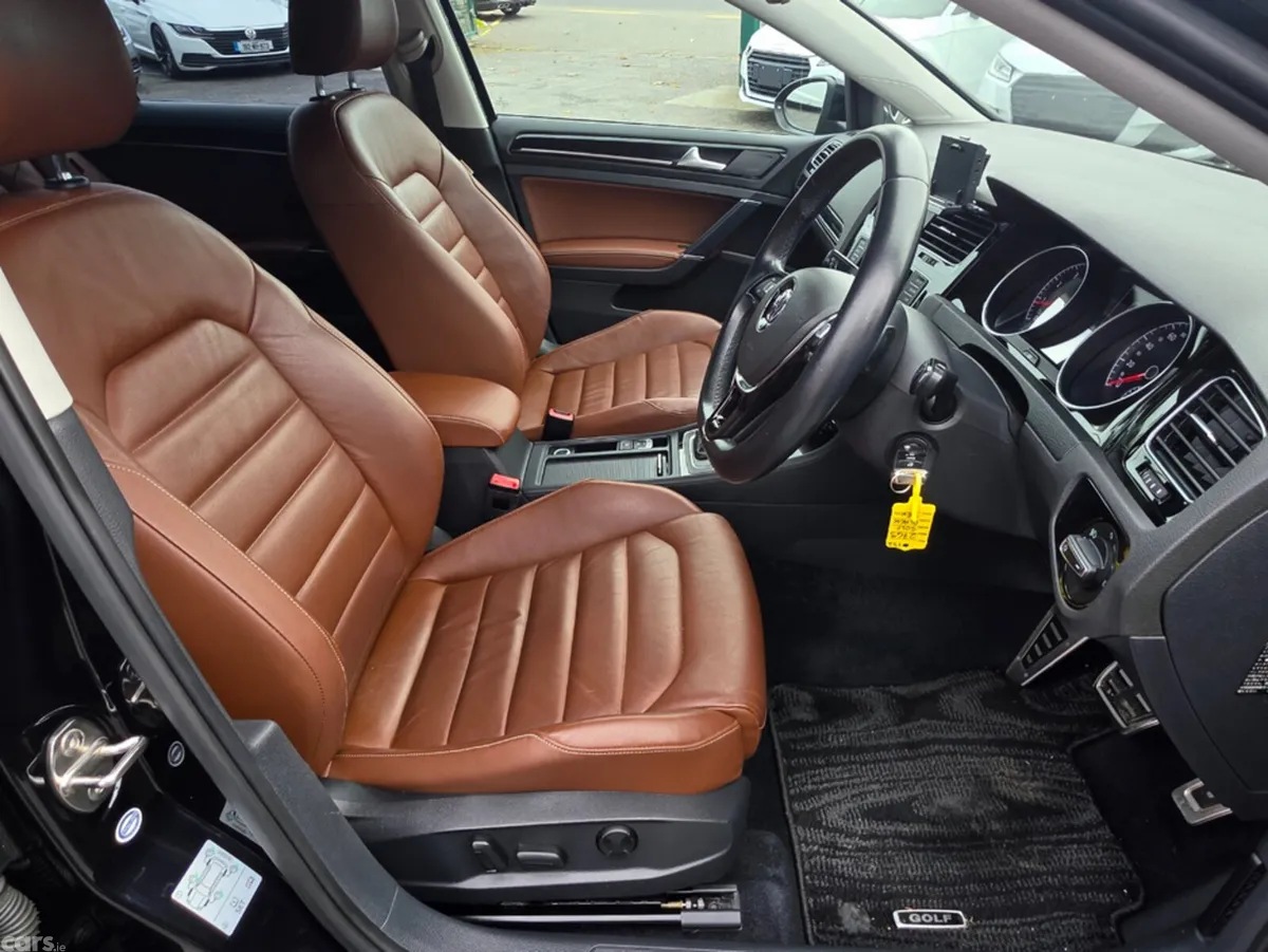 Volkswagen Golf Hatchback, Petrol, 2013, Black