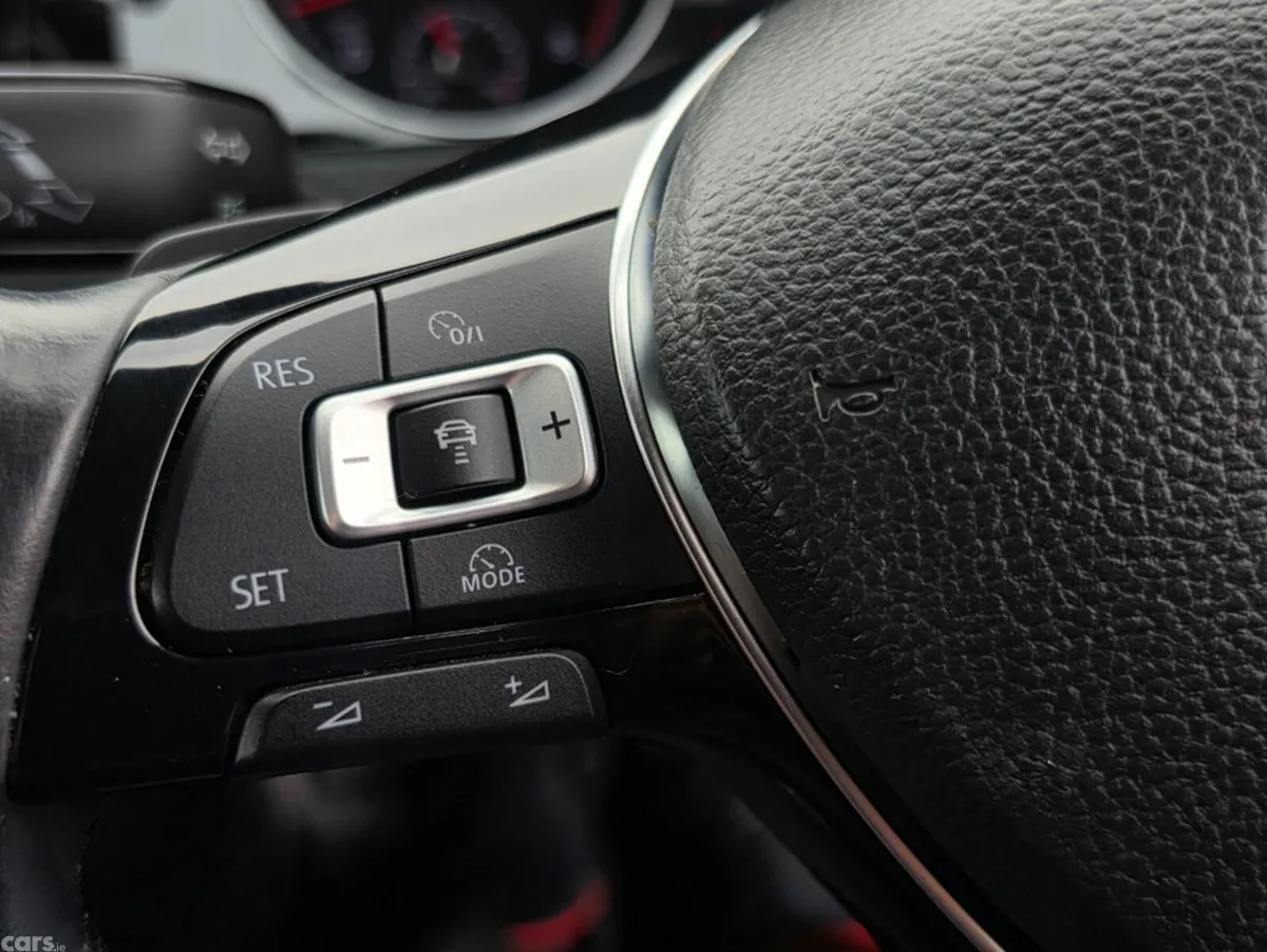 Volkswagen Golf Hatchback, Petrol, 2013, Black
