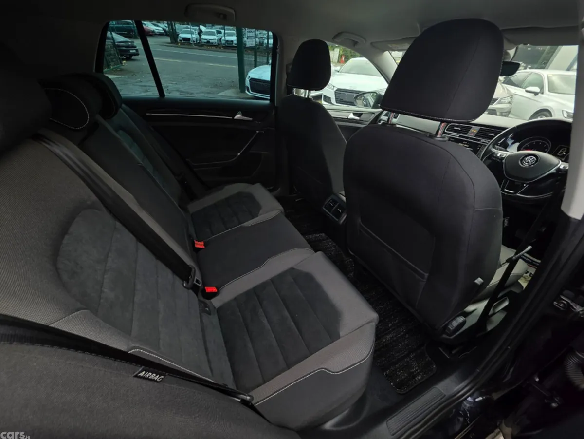 Volkswagen Golf Hatchback, Petrol, 2017, Black
