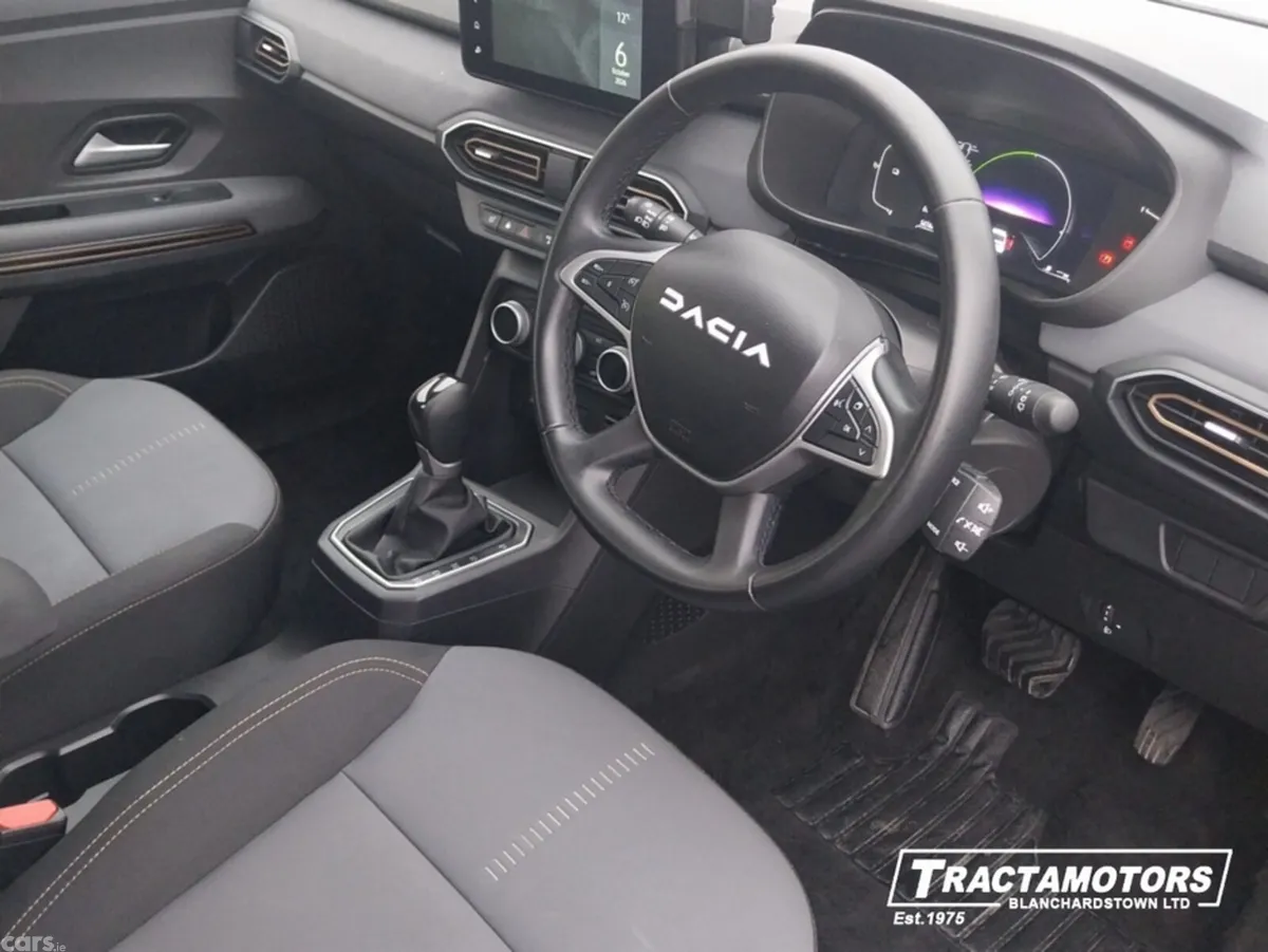 Dacia Jogger MPV, Petrol, 2024, White