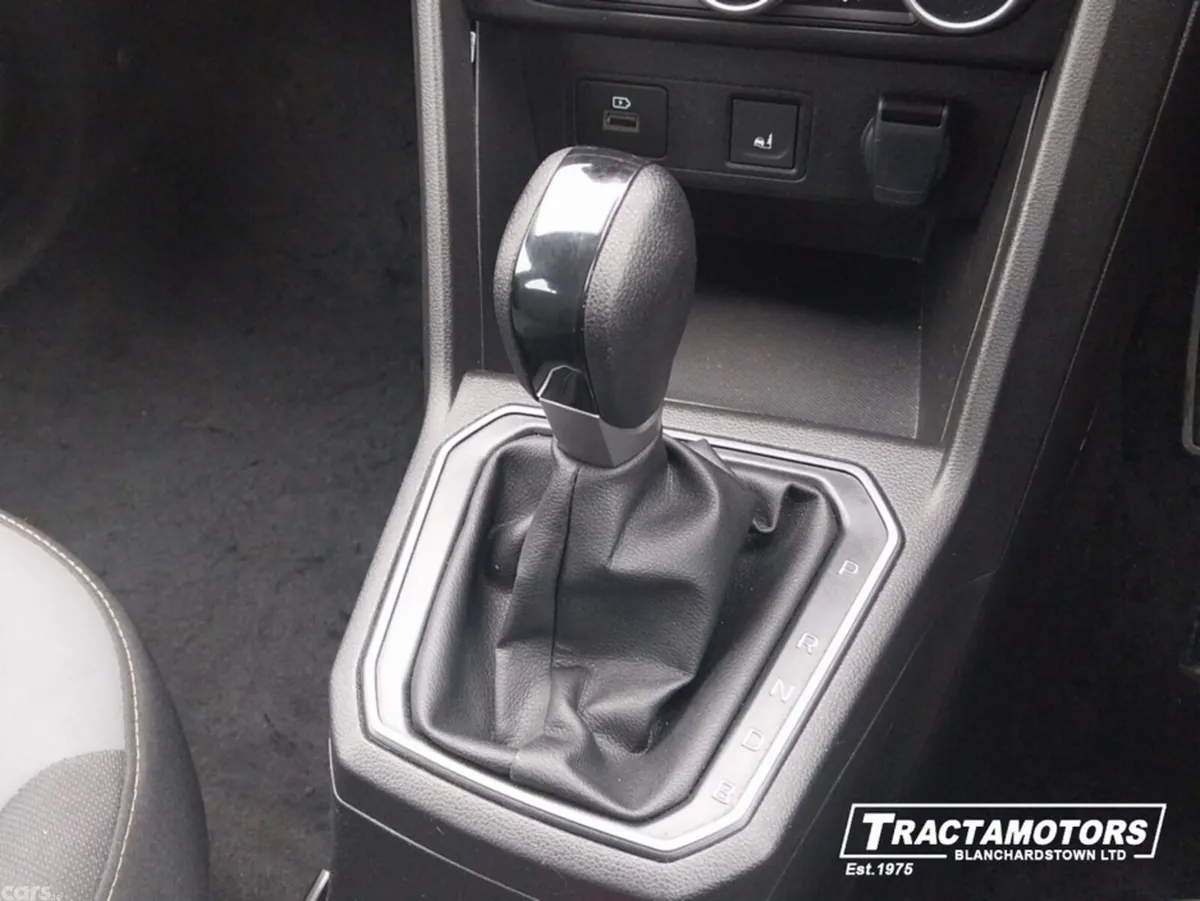 Dacia Jogger MPV, Petrol, 2024, White
