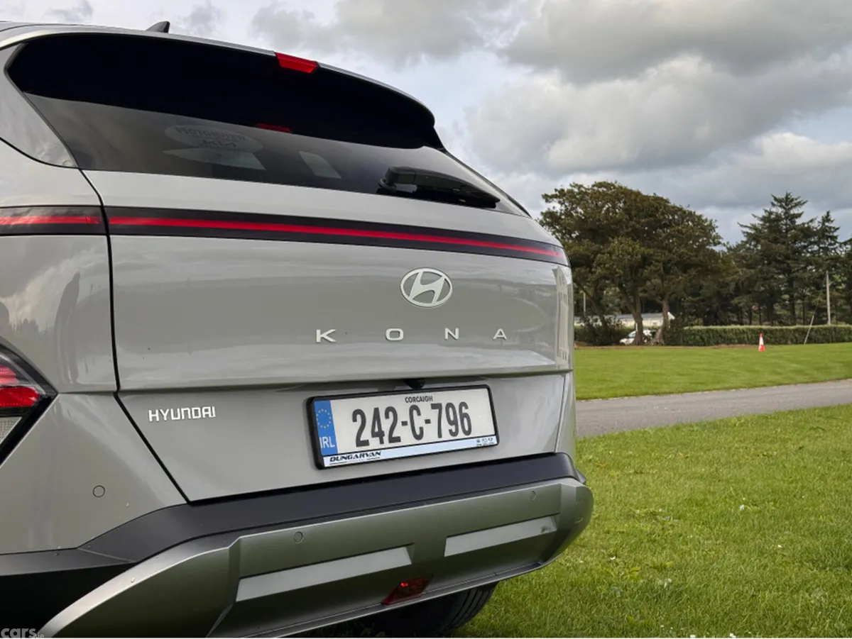 Hyundai KONA MPV, Petrol, 2024, Grey