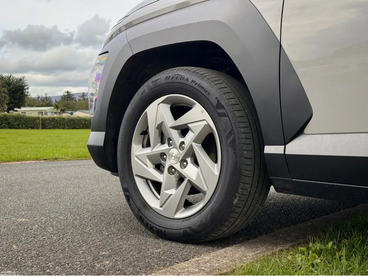 Hyundai KONA MPV, Petrol, 2024, Grey