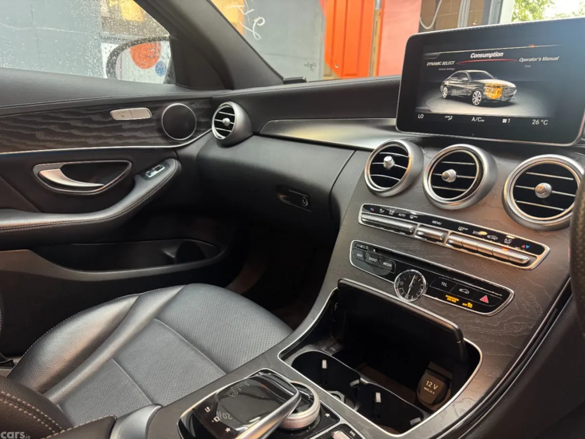 Mercedes-Benz C-Class Saloon, Petrol, 2016, White