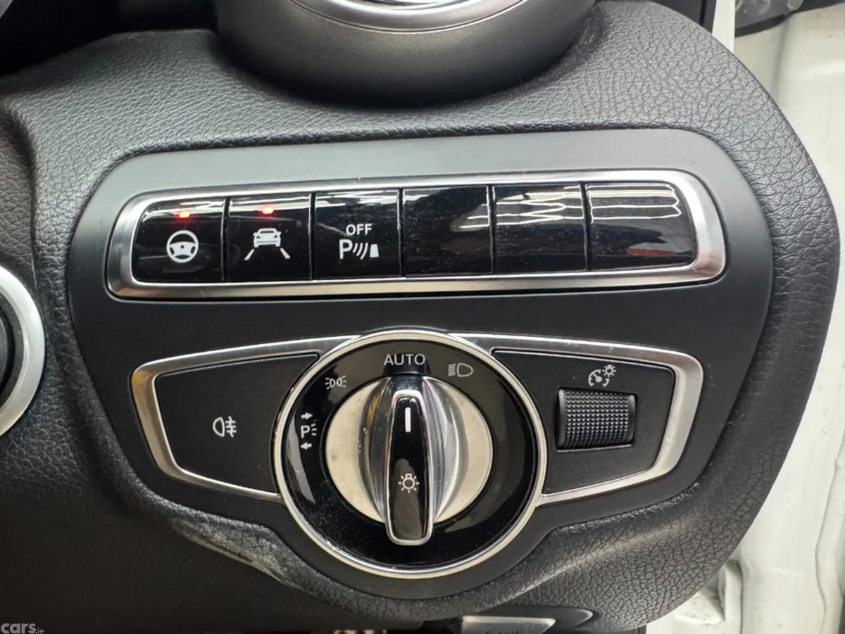 Mercedes-Benz C-Class Saloon, Petrol, 2016, White