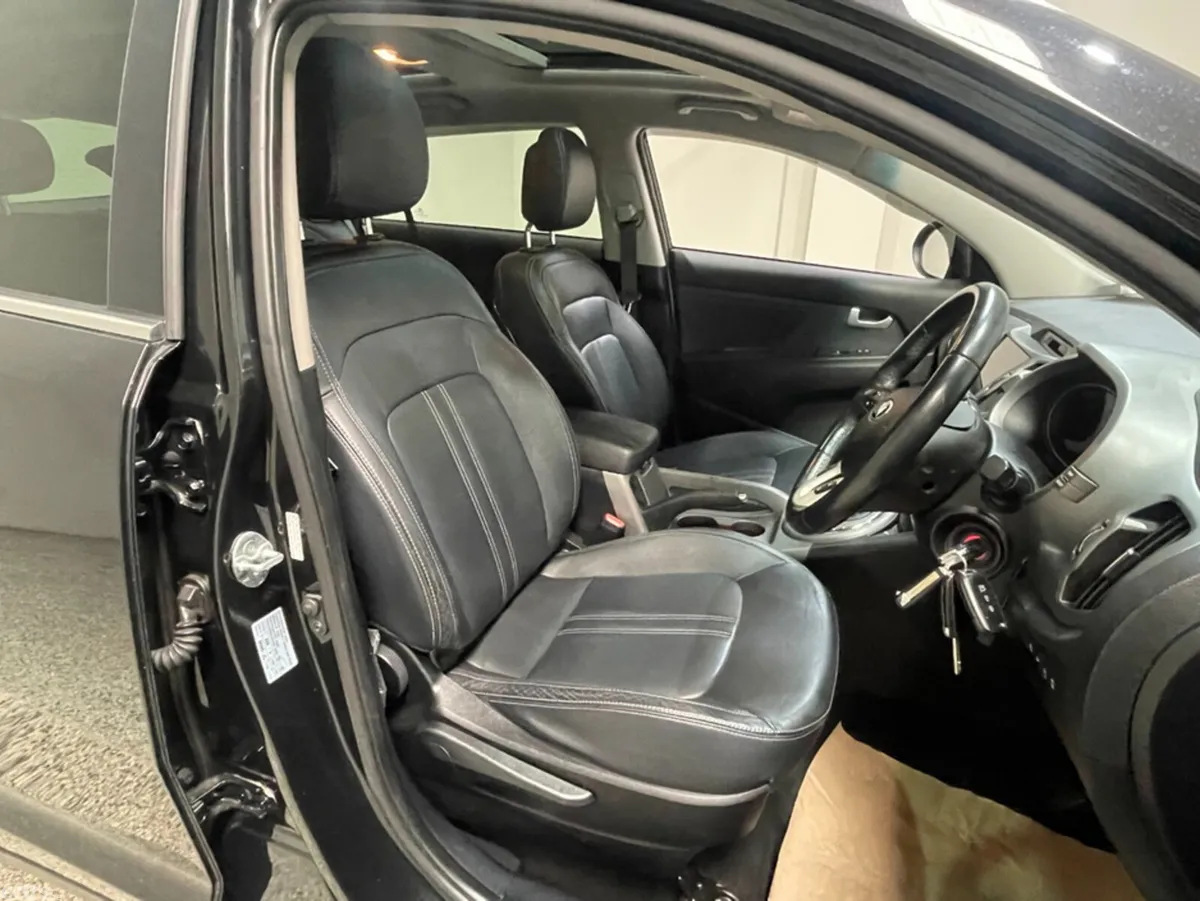 Kia Sportage SUV, Diesel, 2016, Black