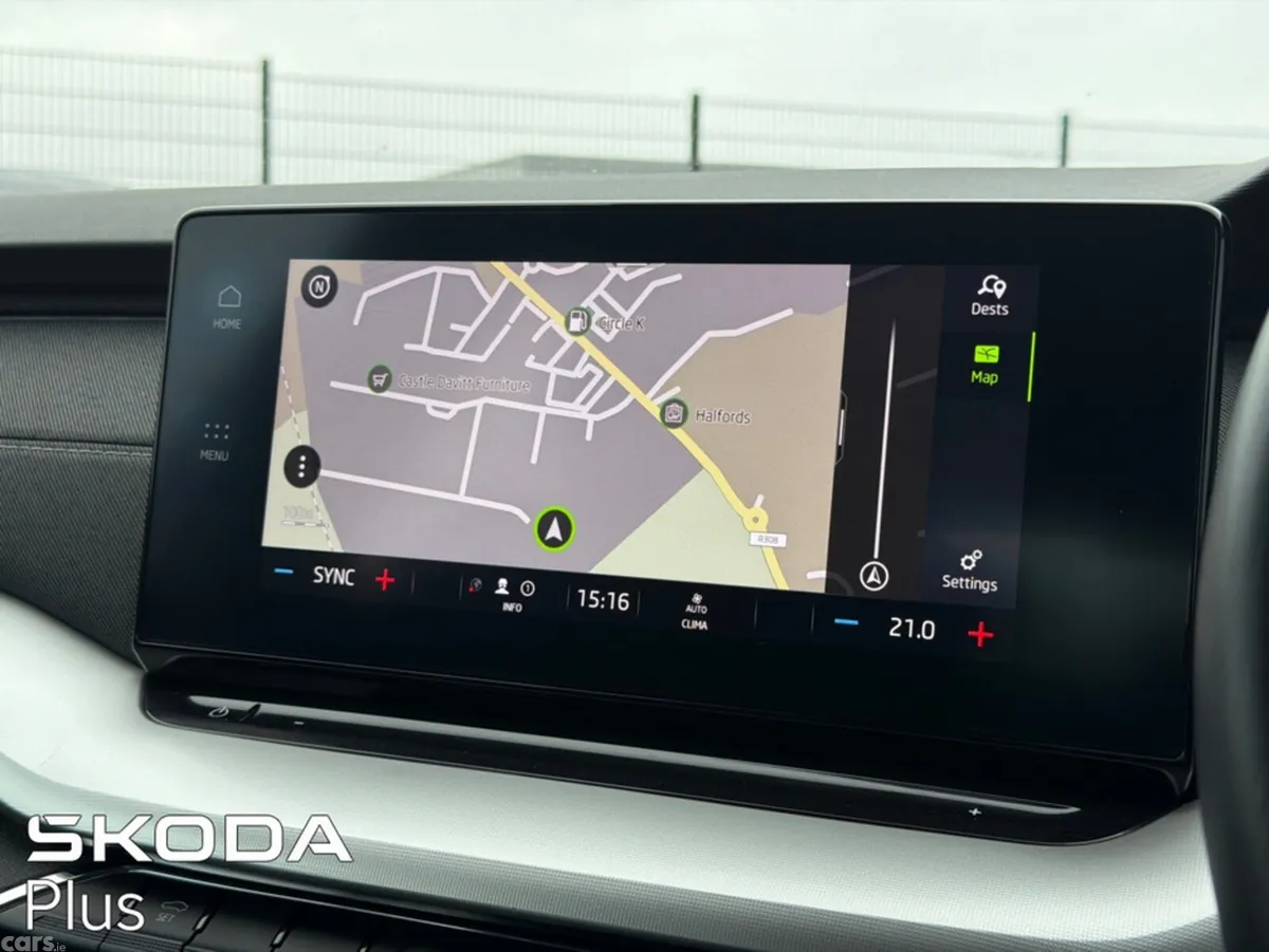 Skoda Octavia Hatchback, Diesel, 2023, Grey