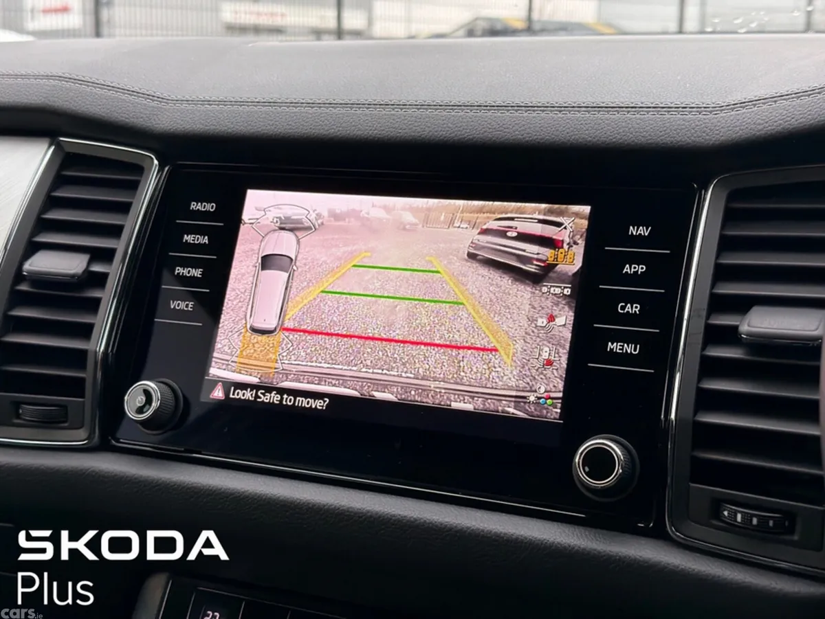 Skoda Kodiaq Estate, Diesel, 2023, Grey