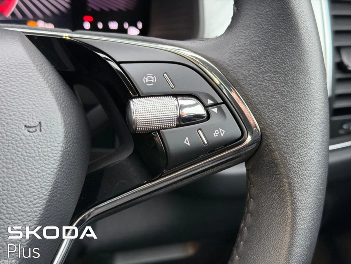 Skoda Kodiaq Estate, Diesel, 2023, Grey