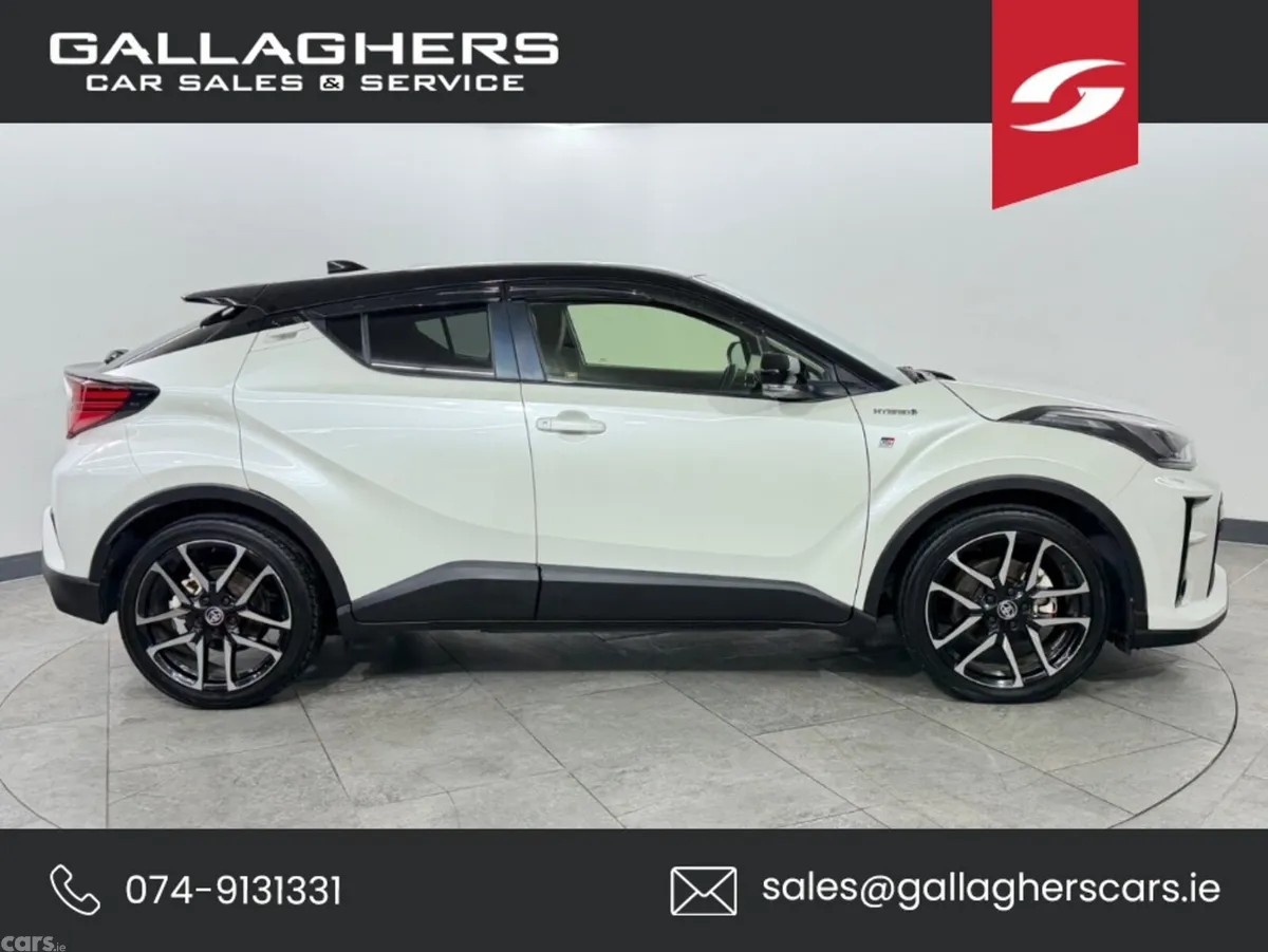 Toyota C-HR SUV, Petrol Hybrid, 2020, White