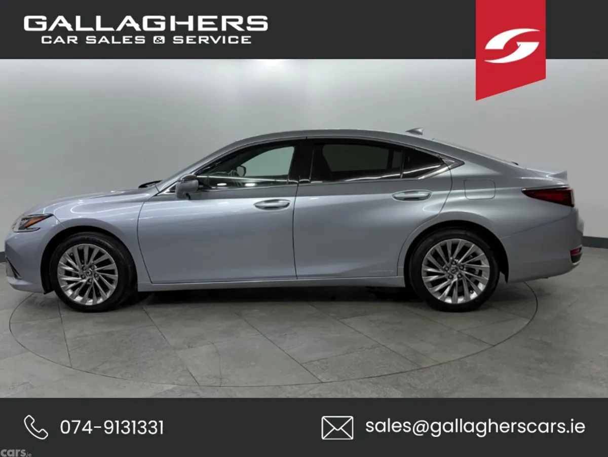 Lexus ES Saloon, Petrol Hybrid, 2021, Silver