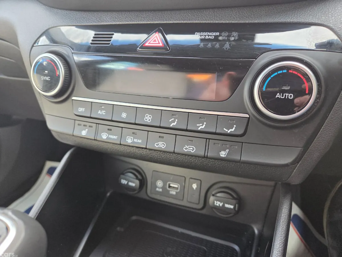 Hyundai Tucson MPV, Diesel, 2019, Grey