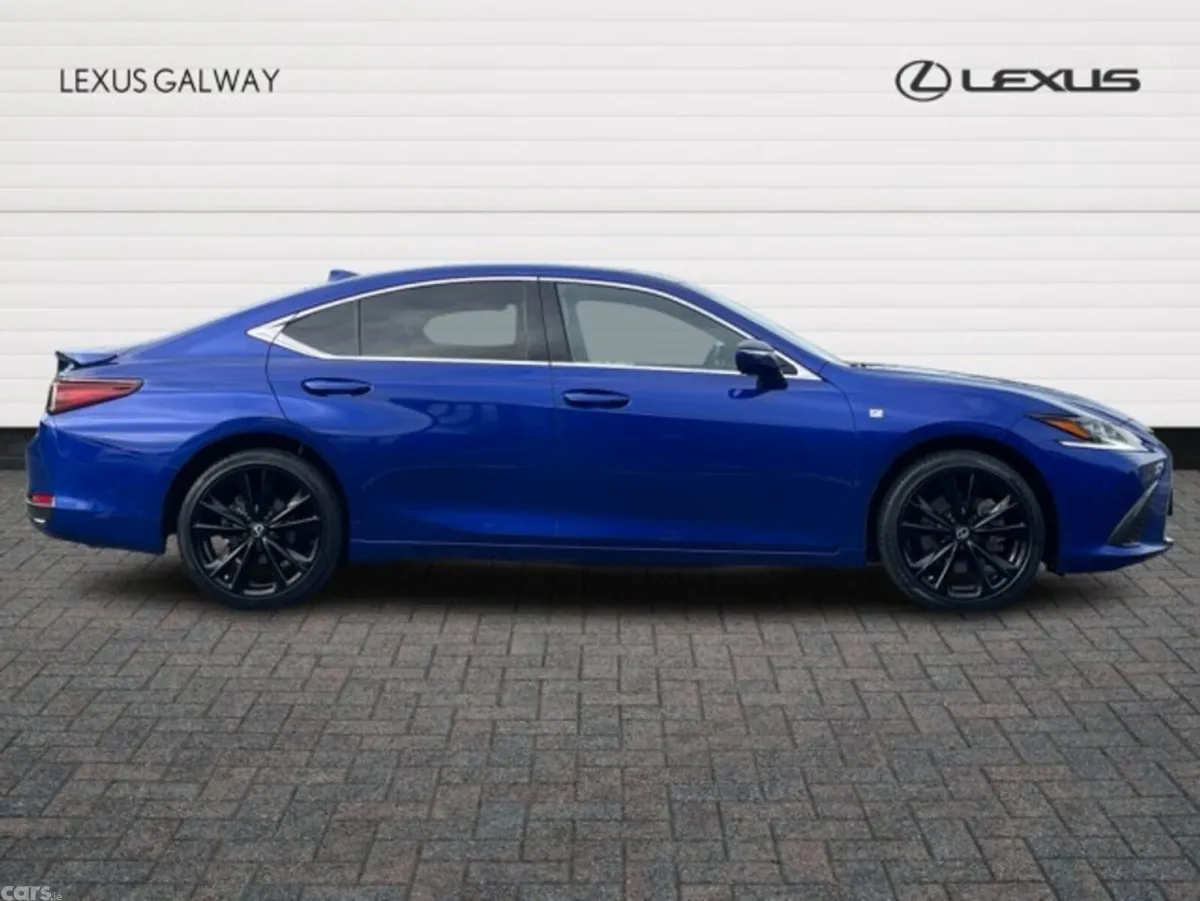 Lexus ES Saloon, Petrol Hybrid, 2024, Blue
