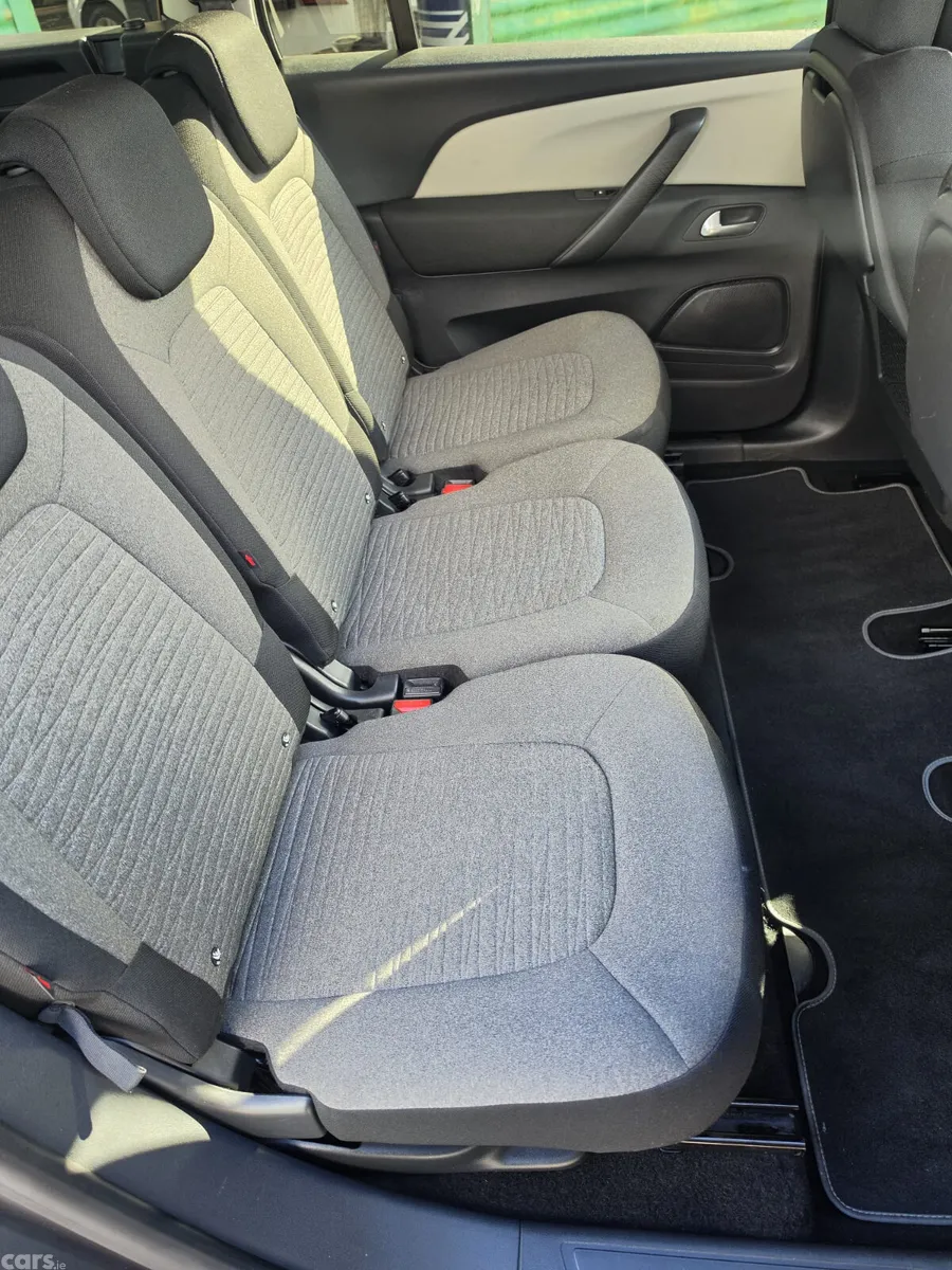 Citroen C4 Hatchback, Diesel, 2021, Grey