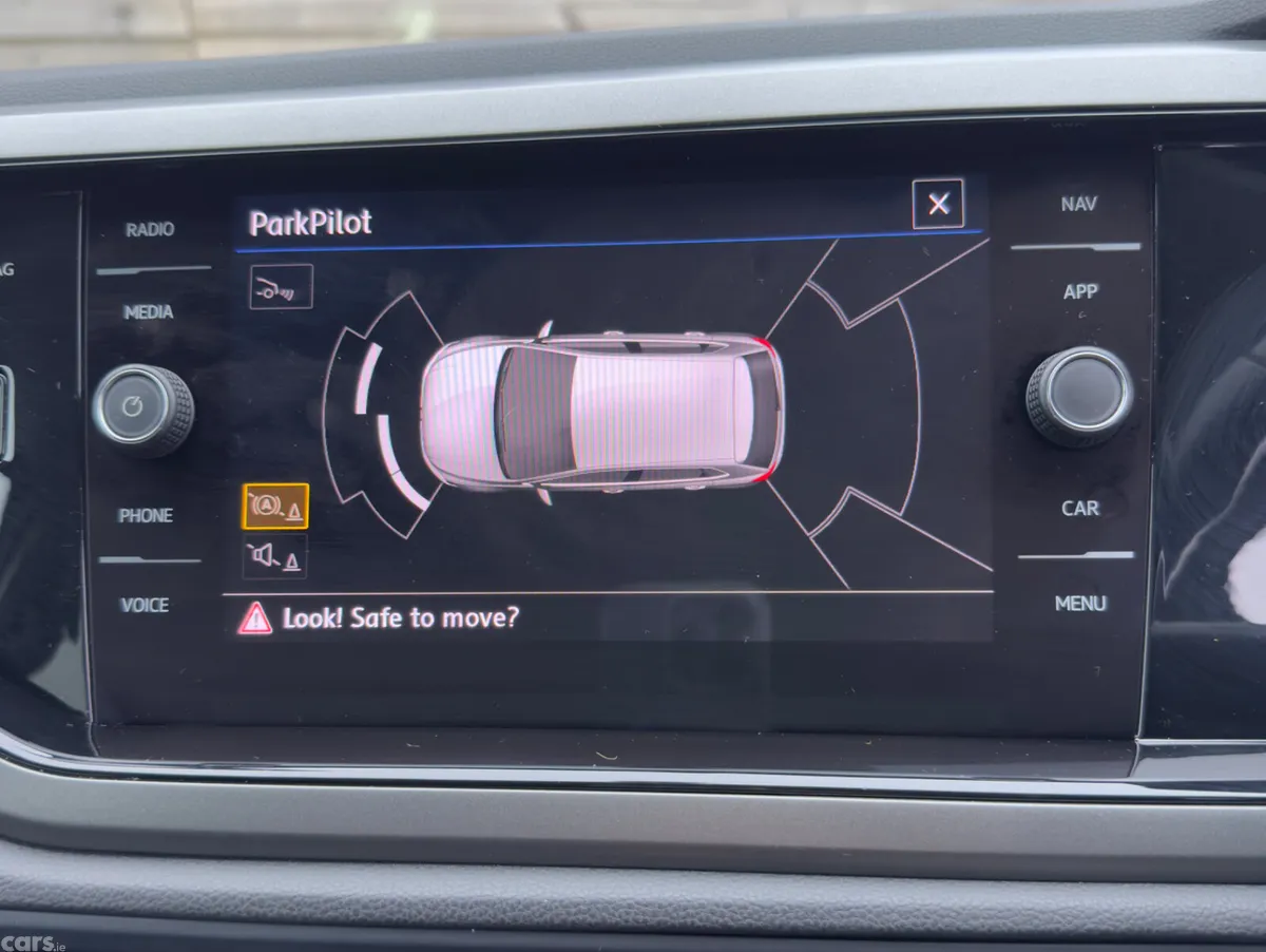Volkswagen Polo Hatchback, Petrol, 2018, White