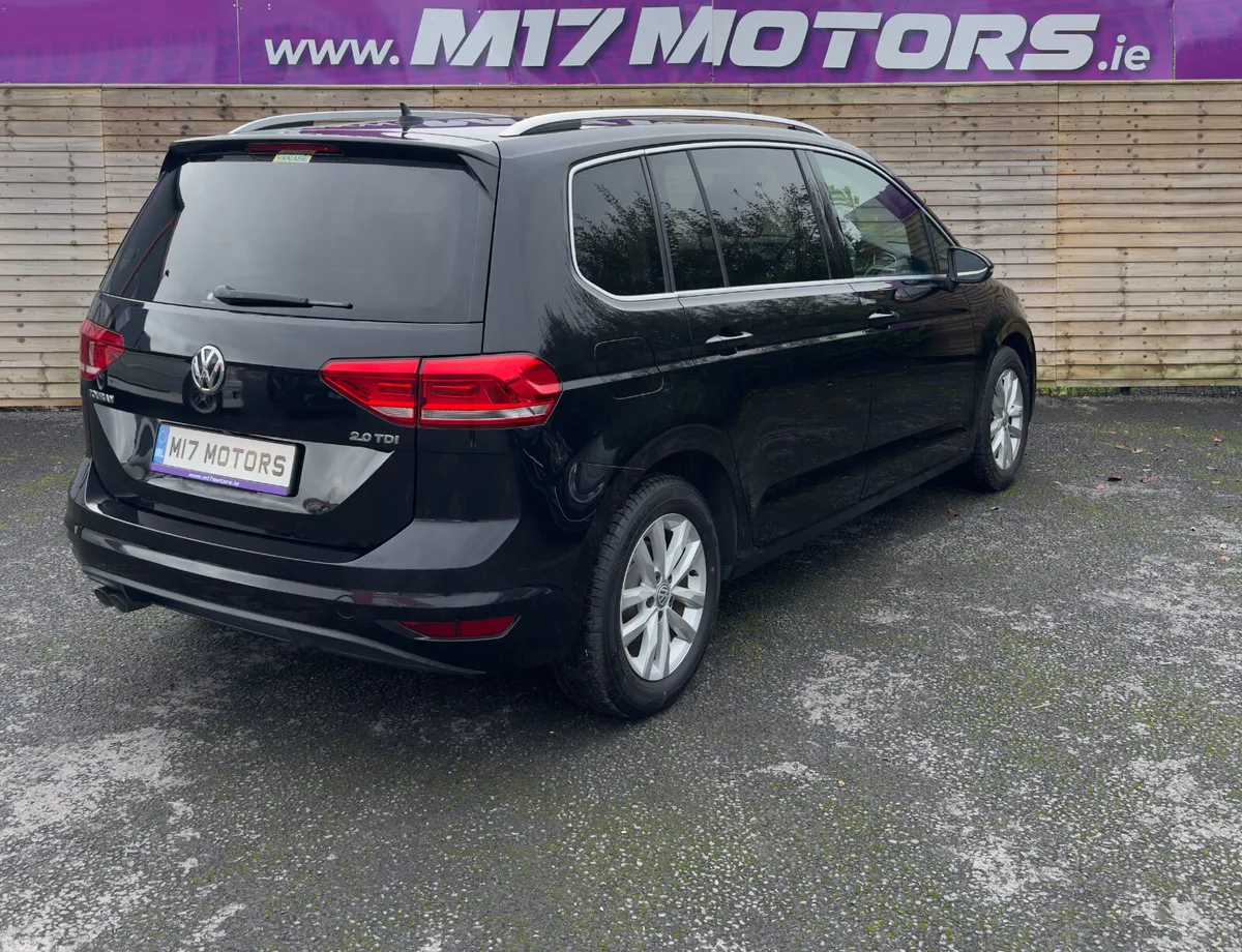 Volkswagen Touran SUV, Diesel, 2019, Black