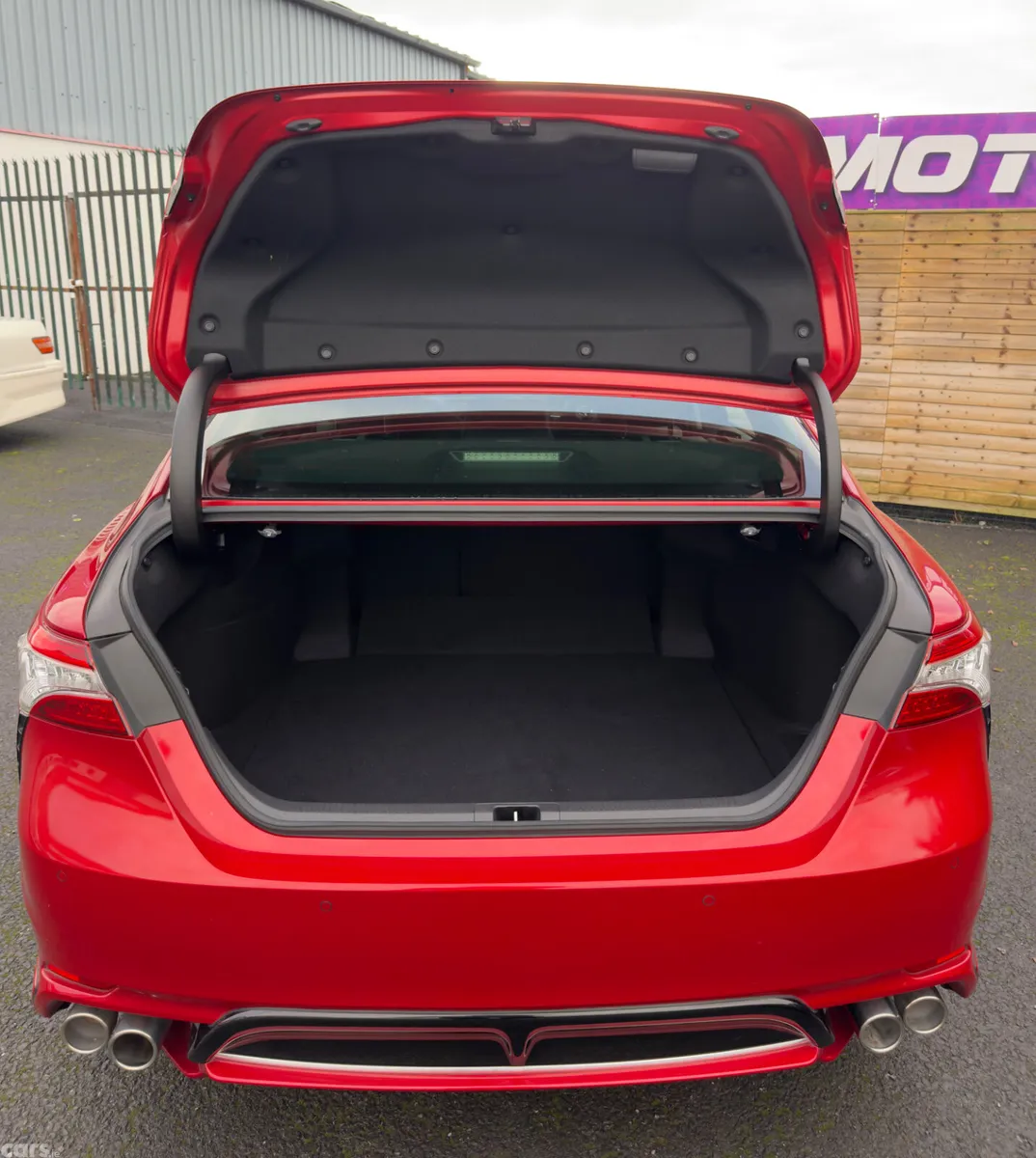 Toyota Camry Saloon, Petrol Hybrid, 2020, Red