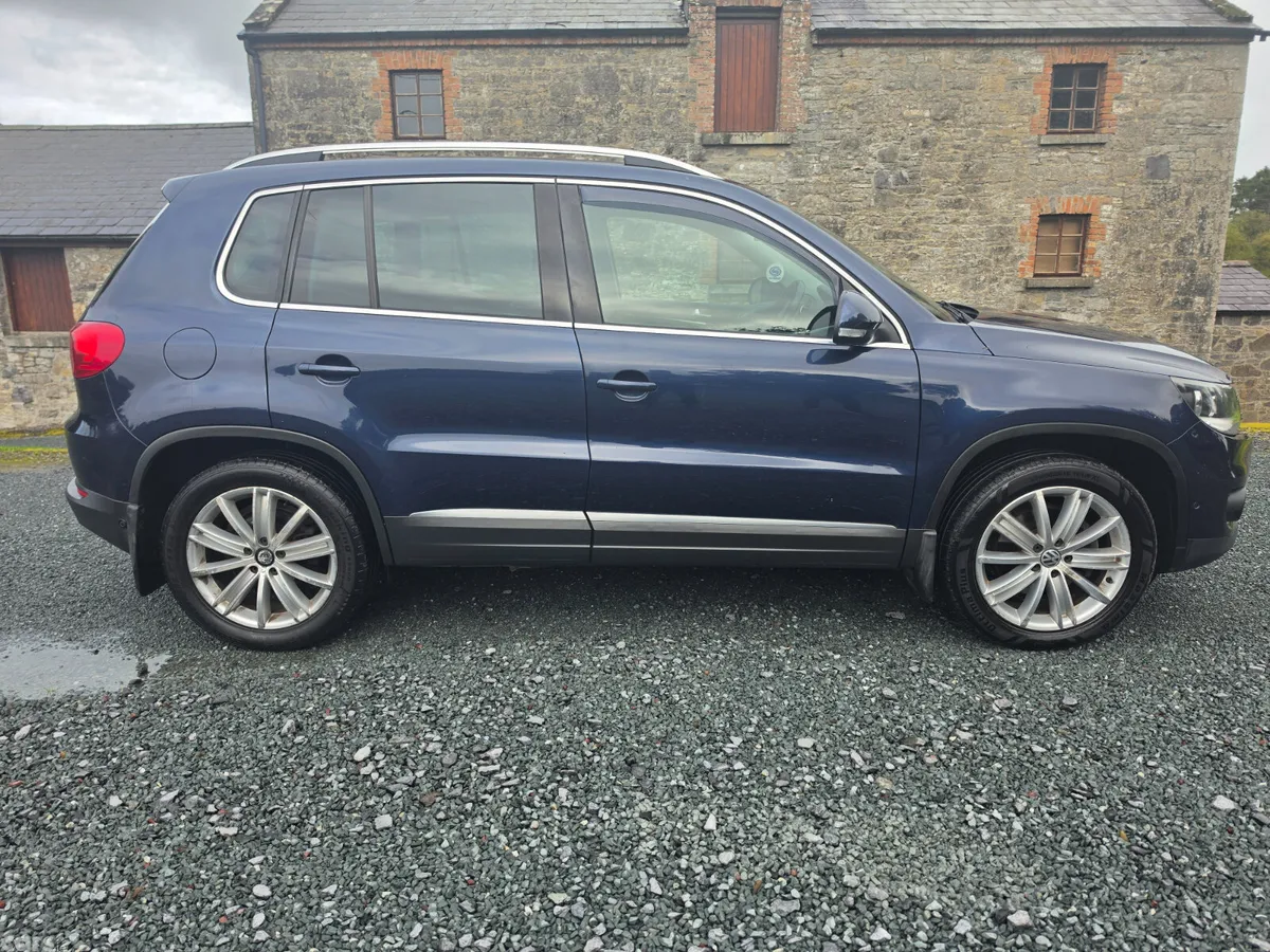 Volkswagen Tiguan SUV, Diesel, 2014, Blue