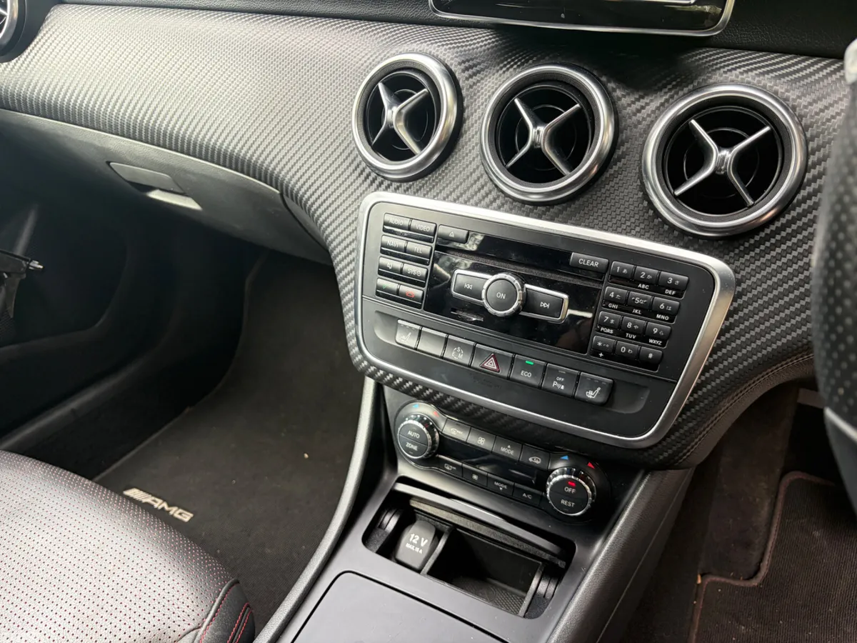 Mercedes-Benz A-Class Hatchback, Petrol, 2014, White